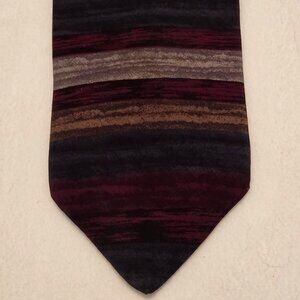 Vintage Johnny Carson Tie 100% Italian Silk Burgundy Navy Blue Gray